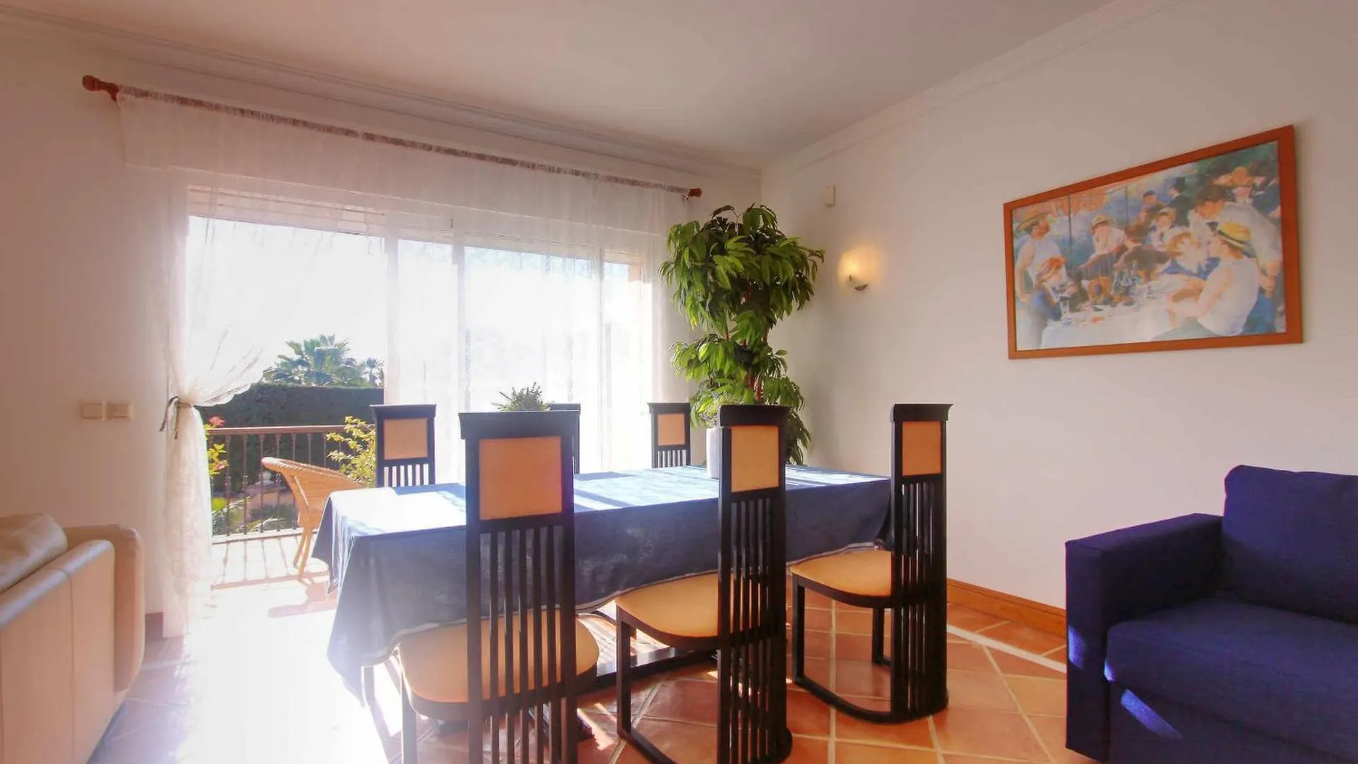 Villa 1072 Beachfront El Paraiso Retreat With Pool & Bbq Estepona