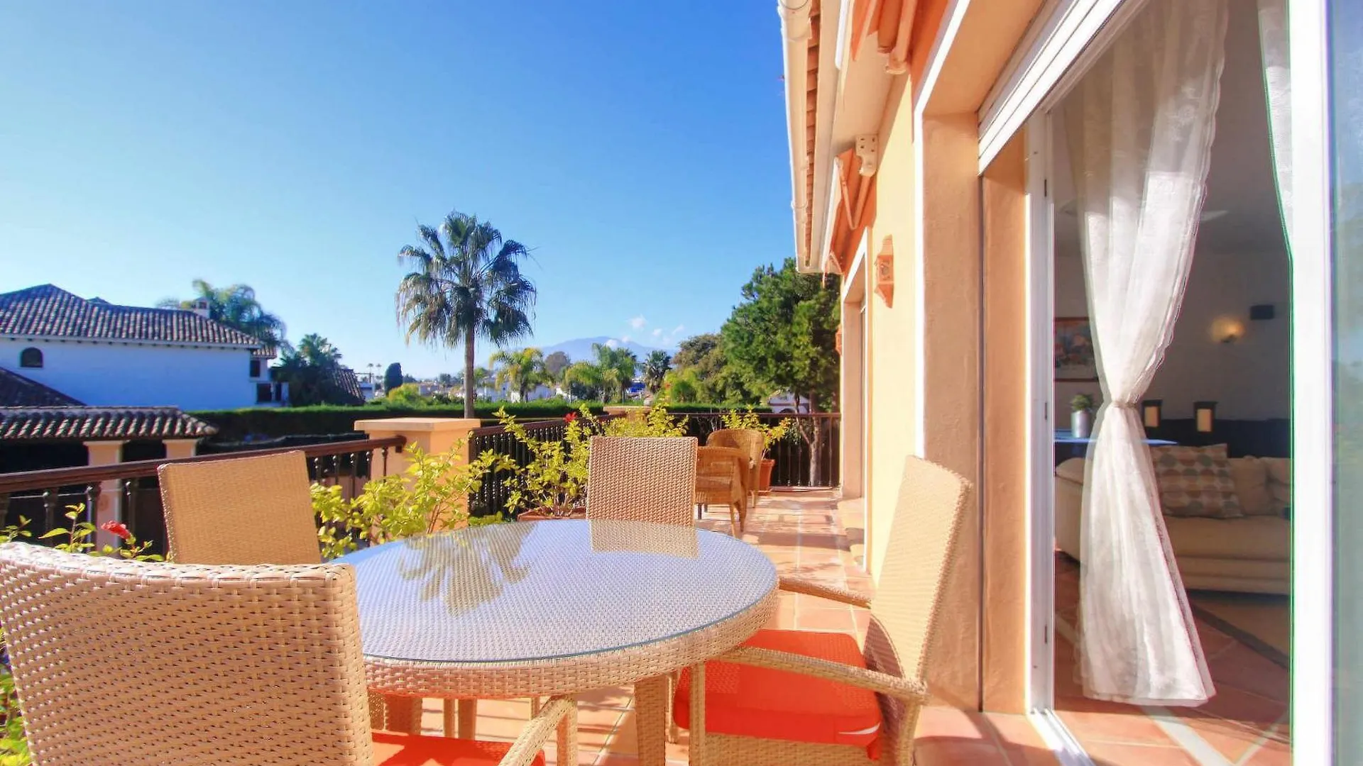 1072 Beachfront El Paraiso Retreat With Pool & Bbq Estepona 0*,