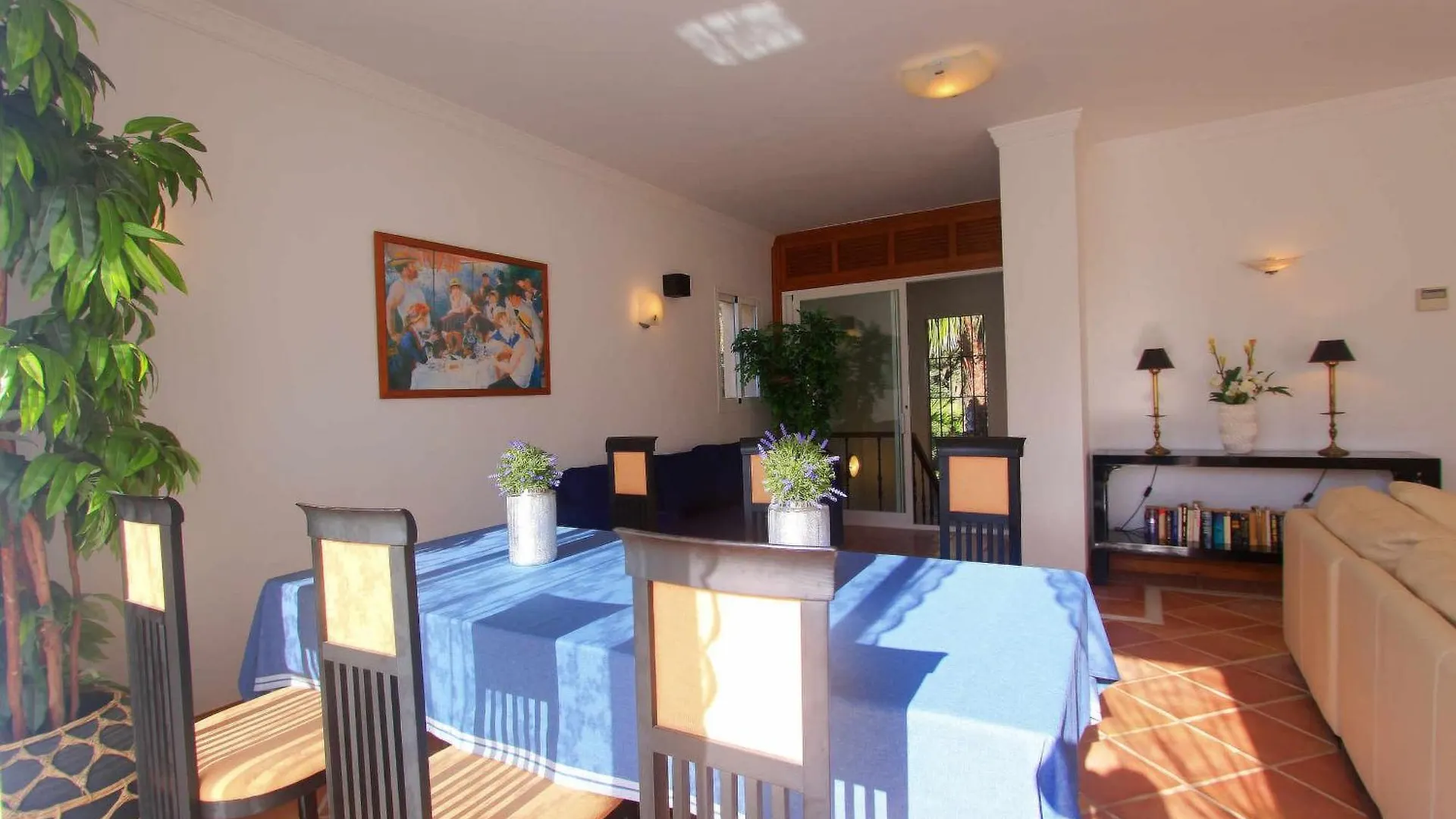 1072 Beachfront El Paraiso Retreat With Pool & Bbq Estepona